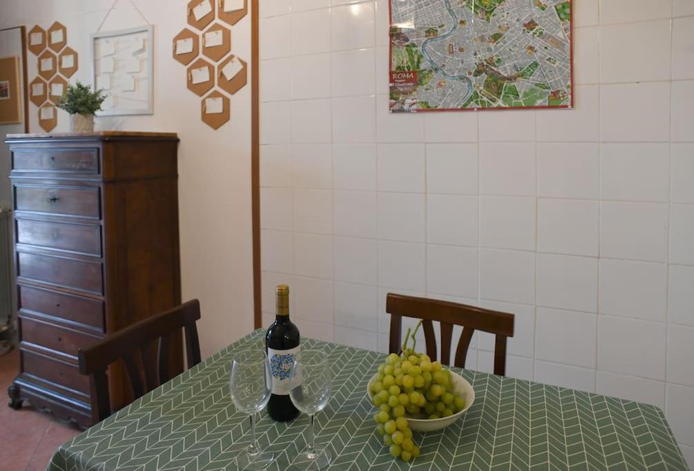רומא Locanda Cappellari - Campo De' Fiori מראה חיצוני תמונה
